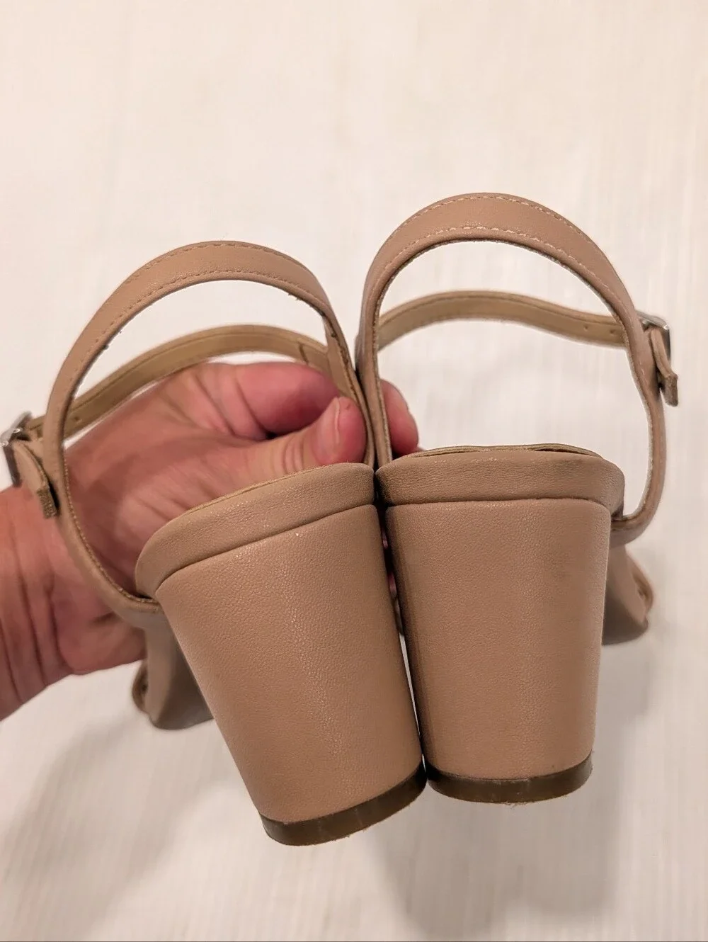 NATURALIZER Bristol Women’s Tan Ankle-Strap Block Heel Sandals Size 8